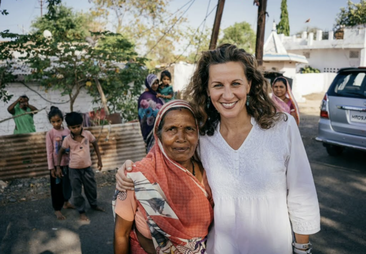 Youtube thumbnail from interview with Caroline